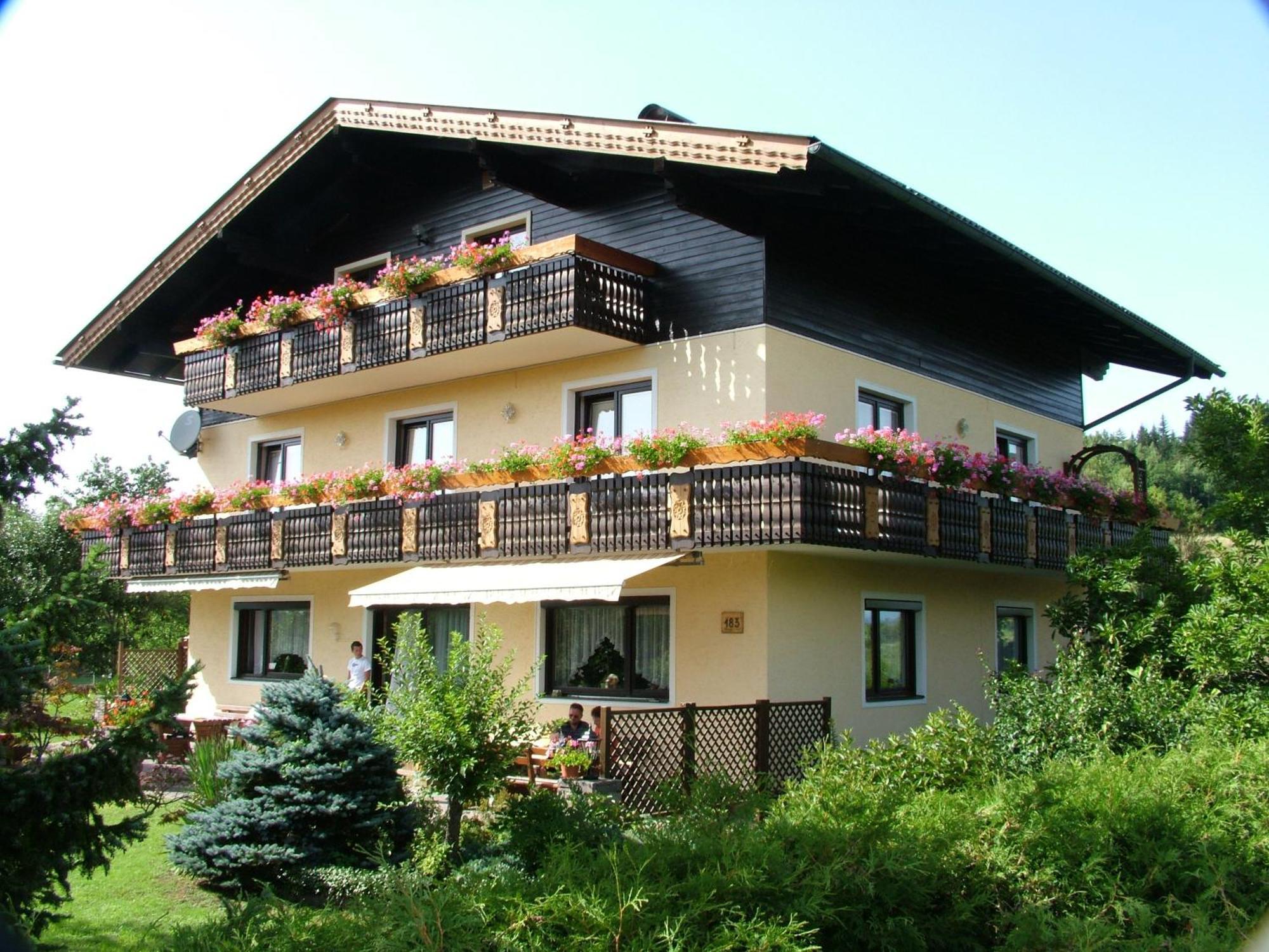 Pension Windinger Schiefling am See Ngoại thất bức ảnh